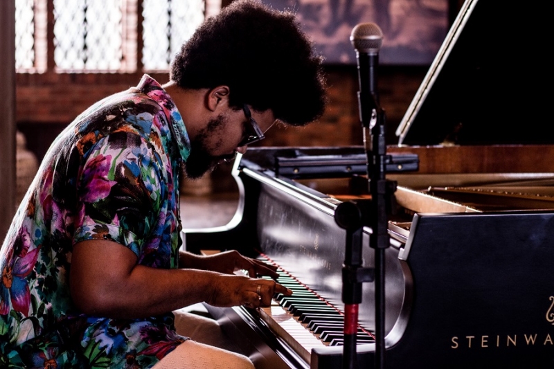 Amaro Freitas - foto 1