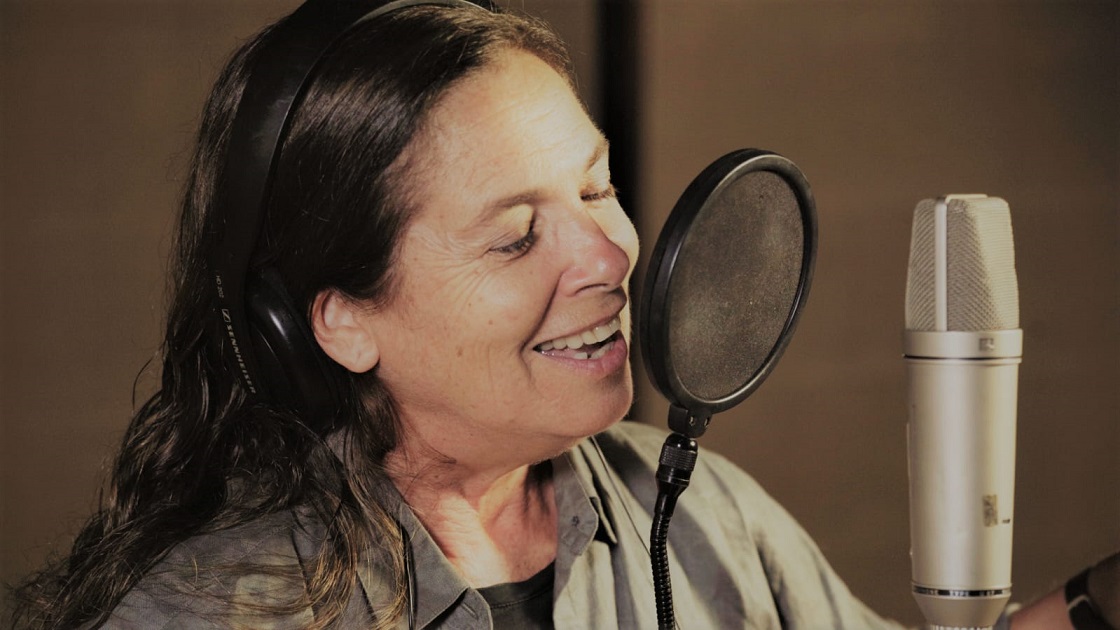 1 La Canción de las Poetas - Sandra Mihanovich